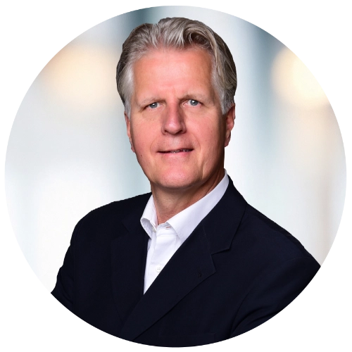 Porträt von Karlheinz Heller auf der Gewerbeimmobilien-Seite von GARANT Immobilien. Er wird dort als persönlicher Ansprechpartner für Verkauf, Vermietung und Beratung rund um Gewerbeimmobilien gezeigt.