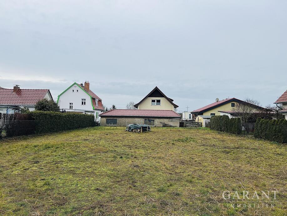 Blick aufs Grundstück