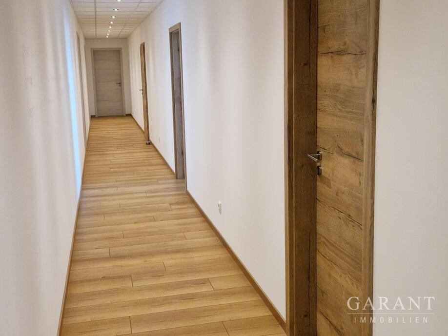 Flur Verwaltungstrakt