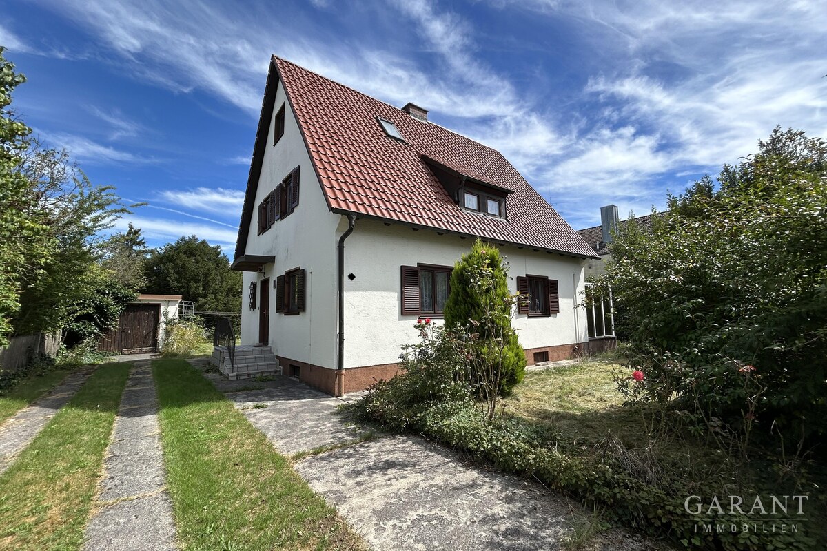 Straßenansicht