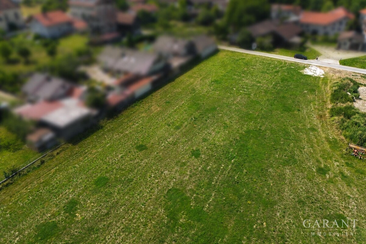 Grundstücksansicht oben
